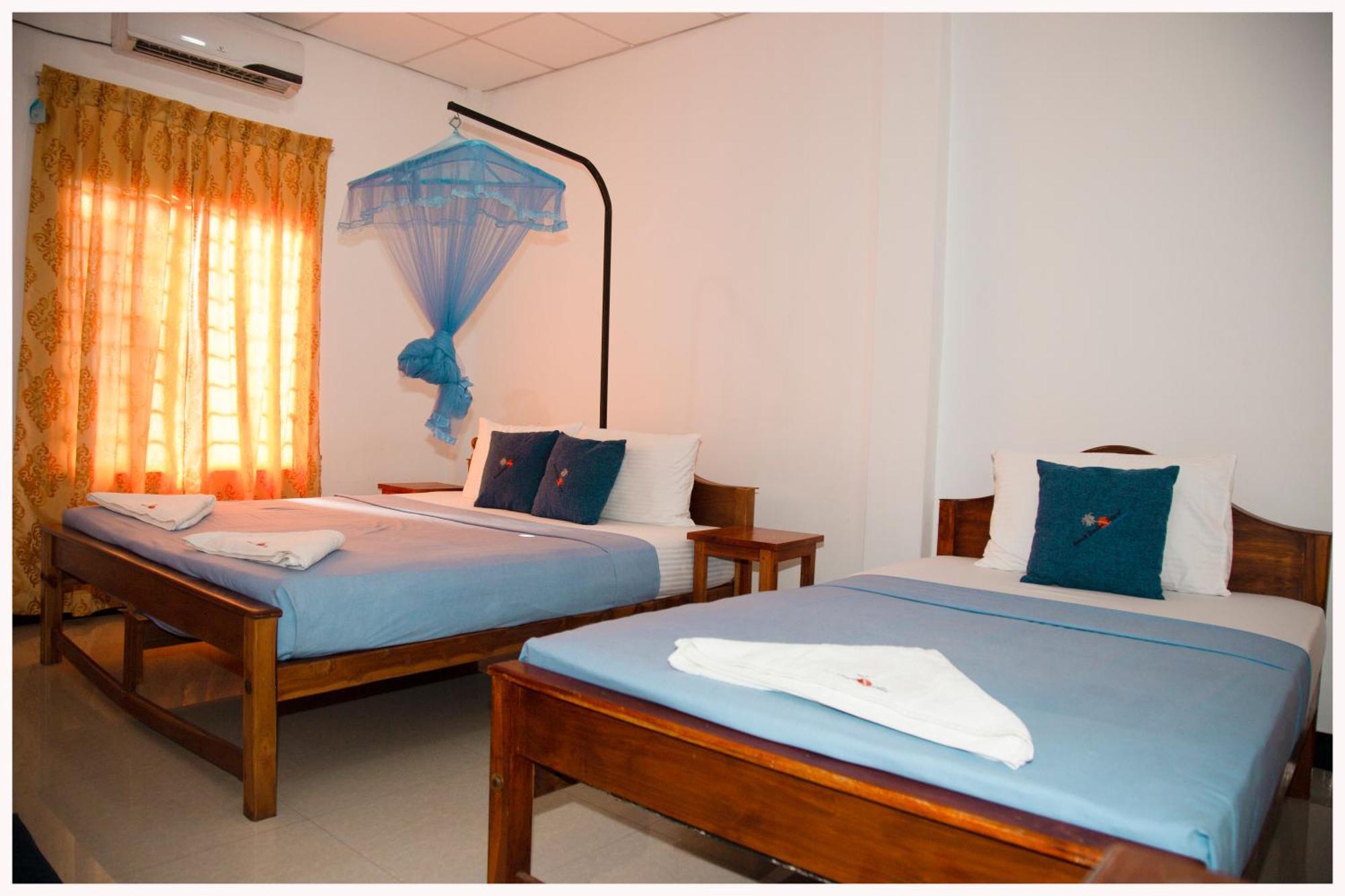 French Garden Resort Uppuveli Exterior foto