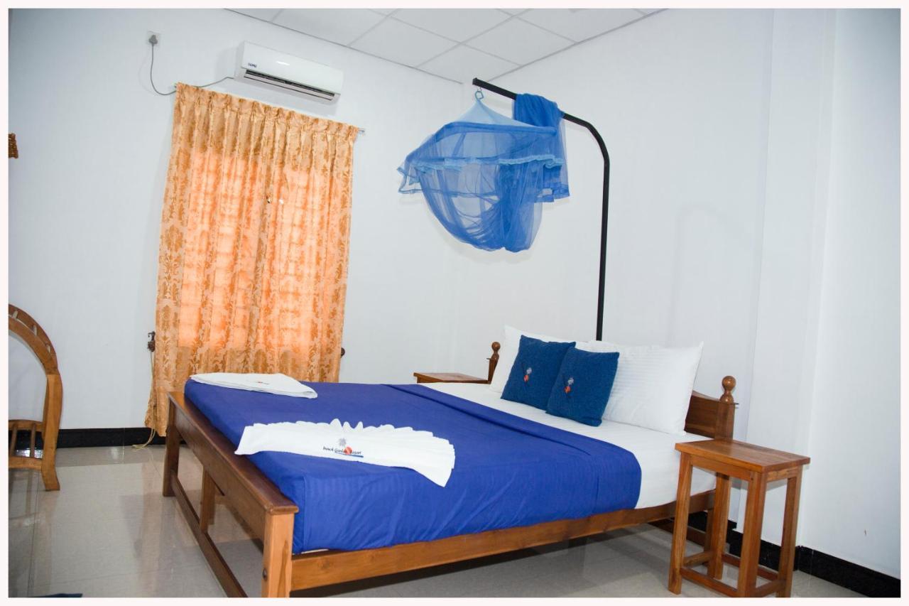 French Garden Resort Uppuveli Exterior foto