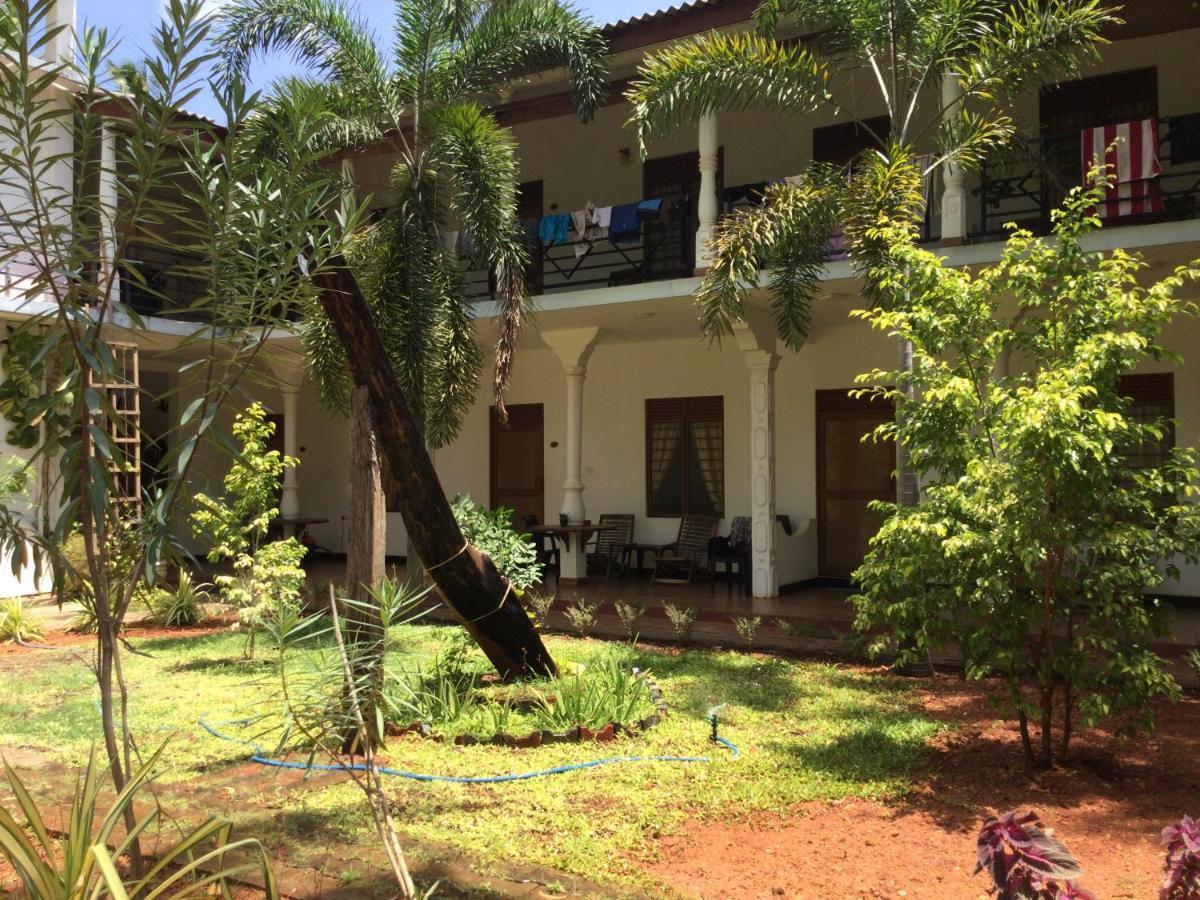 French Garden Resort Uppuveli Exterior foto