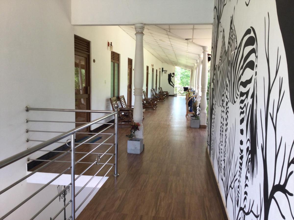 French Garden Resort Uppuveli Exterior foto