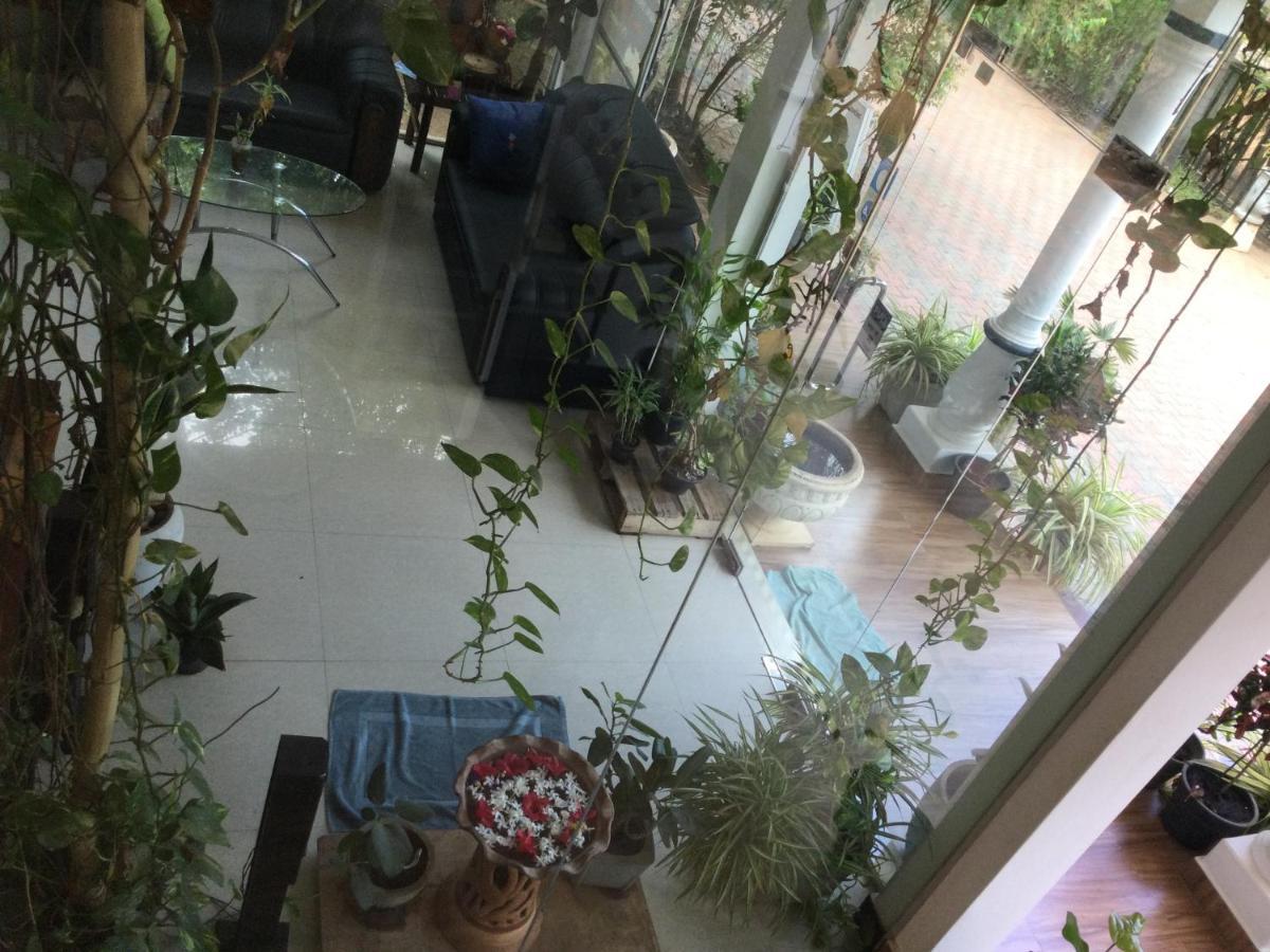 French Garden Resort Uppuveli Exterior foto