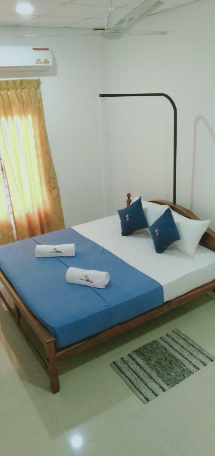 French Garden Resort Uppuveli Exterior foto