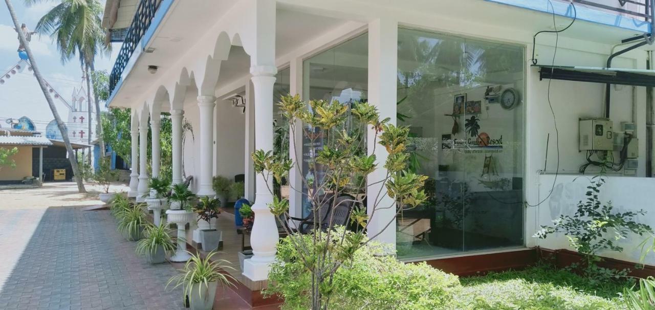 French Garden Resort Uppuveli Exterior foto