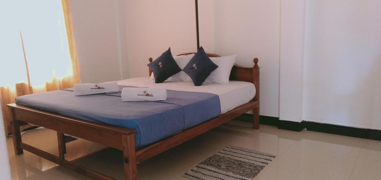 French Garden Resort Uppuveli Exterior foto